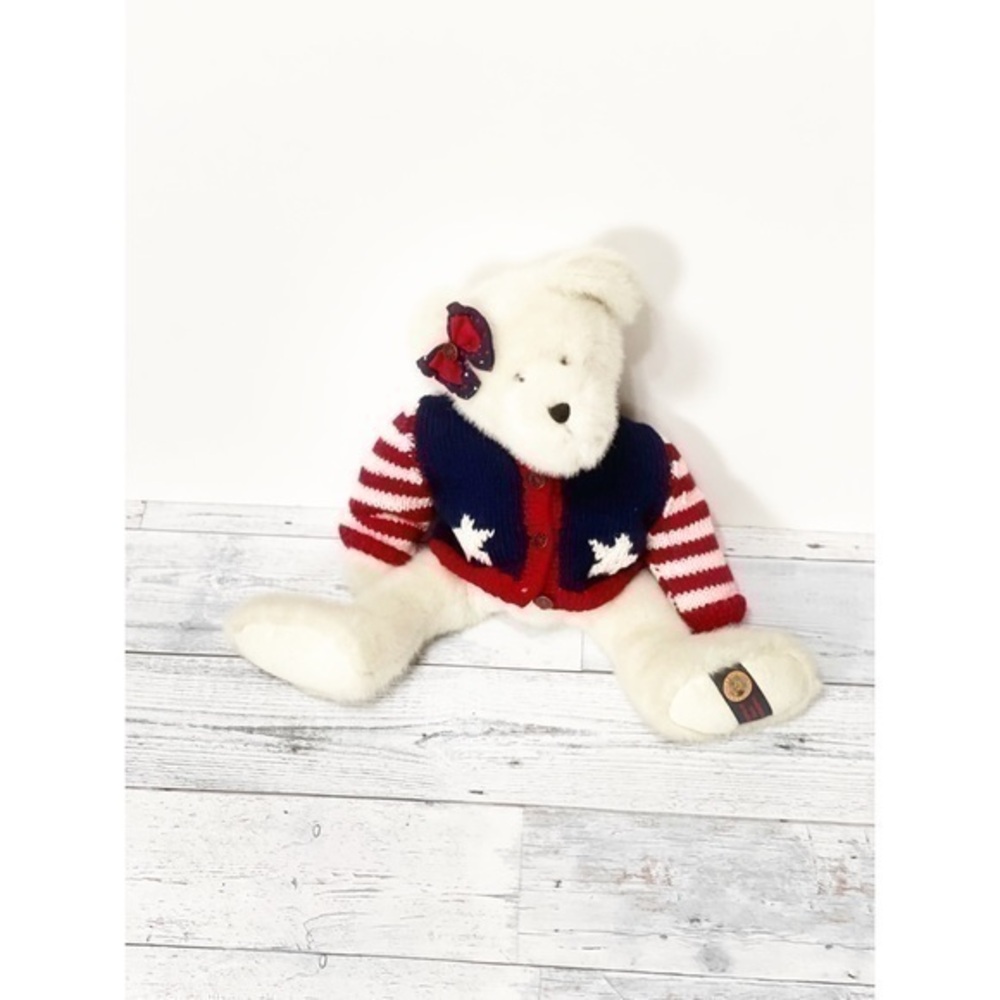 Boyds Bears Clara B. Bearcountry Patriotic Bear